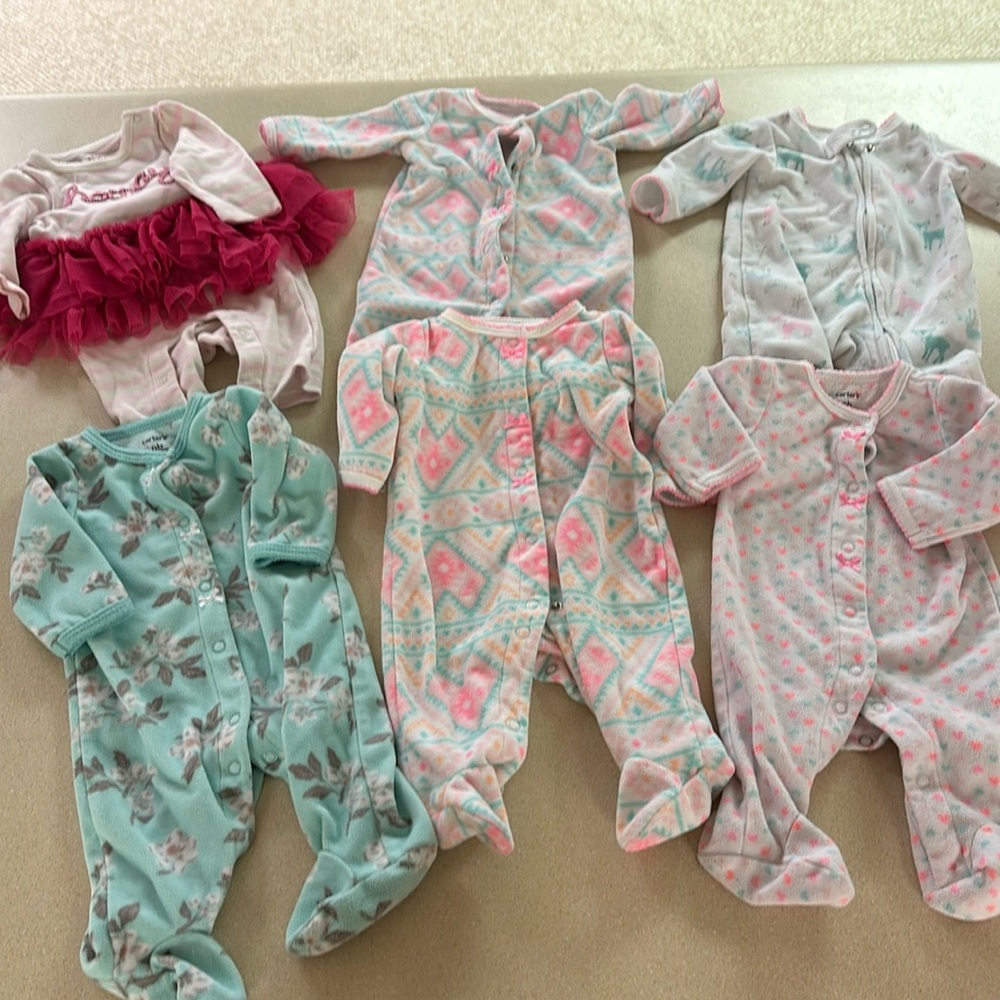 Lot of 5 carters fleece sleep and plays newborn